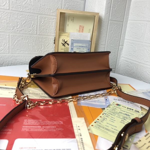 ルイヴィトンバッグ細部ディテール